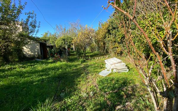 Immeuble à vendre    8 pièces • 222 m2 Limoges