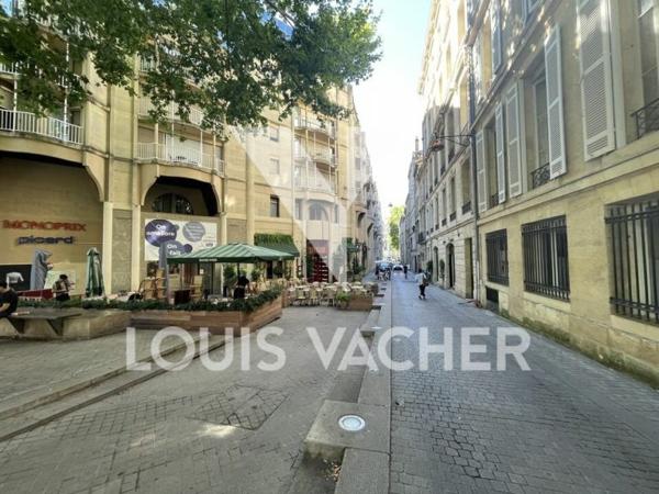 Local commercial de 76 m² à louer à Bordeaux