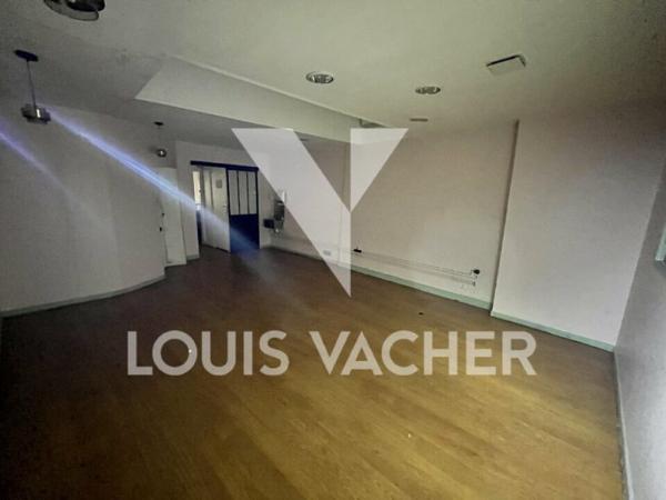 Local commercial de 76 m² à louer à Bordeaux