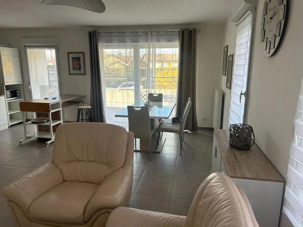 Appartement à louer à Saint-Genis-Pouilly (01630)