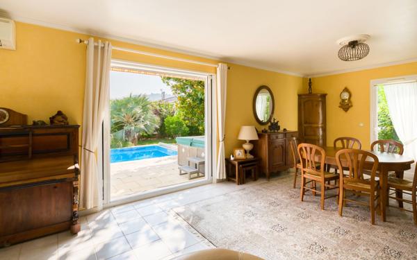 Maison à vendre    5 pièces • 141 m2 Villeneuve