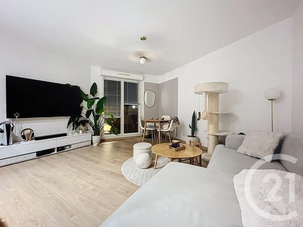 Appartement F2 à vendre  2 pièces - 44,29 m2 LE PLESSIS TREVISE - 94