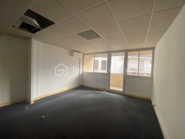 Bureau de 117 m²