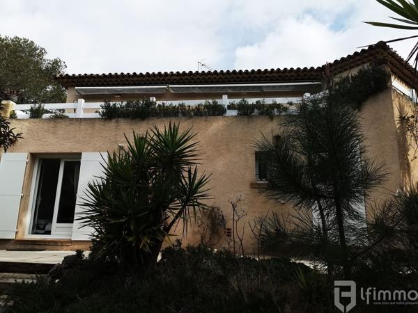 Maison 5 pièces 174 m² avec piscine chauffée et coin cuisine d'été