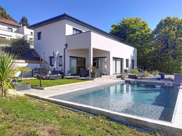 Superbe villa contemporaine 150m² avec piscine et vue panoramique