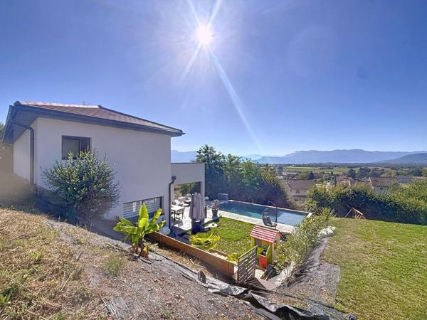 Superbe villa contemporaine 150m² avec piscine et vue panoramique