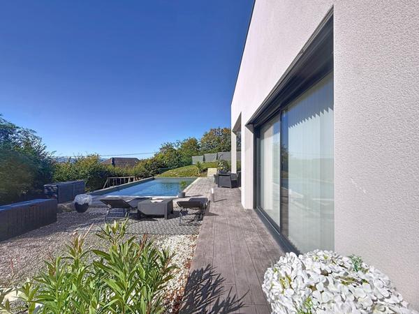 Superbe villa contemporaine 150m² avec piscine et vue panoramique
