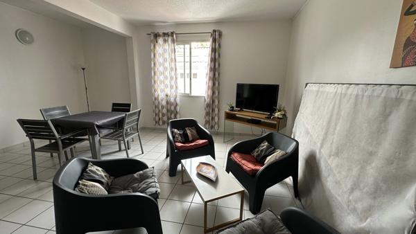 Immobilier Cayenne (97300) – Ensemble immobilier 1177m2 – 1 664 000 €