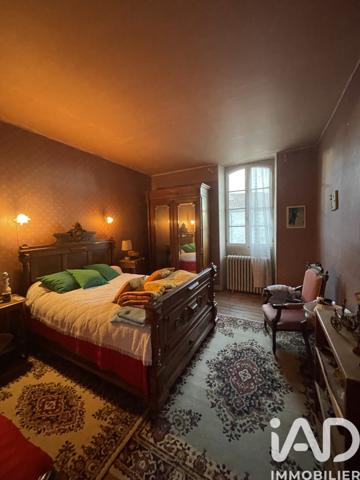 Maison à vendre 6 pièces 153 m² Barbezieux-Saint-Hilaire