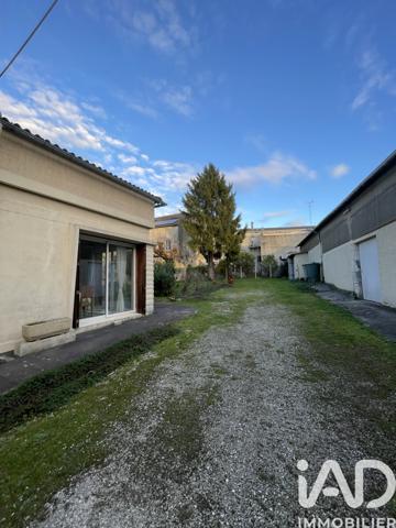 Maison à vendre 6 pièces 153 m² Barbezieux-Saint-Hilaire