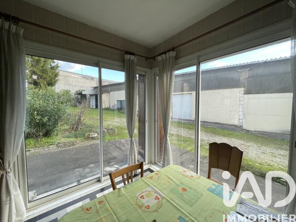 Maison à vendre 6 pièces 153 m² Barbezieux-Saint-Hilaire