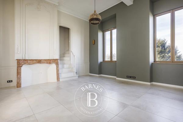 Auch, Château 4 Chambres -  393 m² à vendre