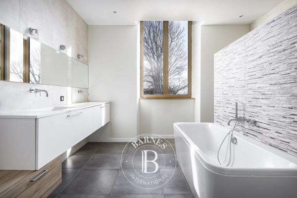 Auch, Château 4 Chambres -  393 m² à vendre