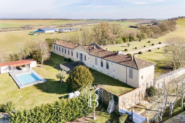 Auch, Château 4 Chambres -  393 m² à vendre