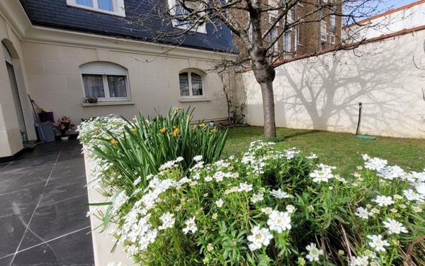 Maison à vendre    5 pièces •  La Varenne - Saint-Maur-des-Fossés