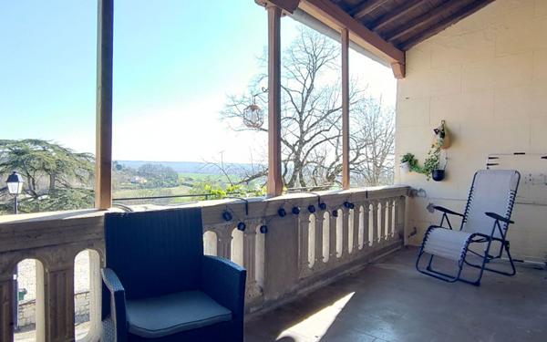 Maison à vendre    5 pièces •  Caussade