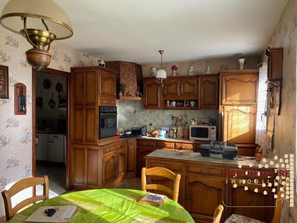 Belle Maison T5 des années 80 avec double garage