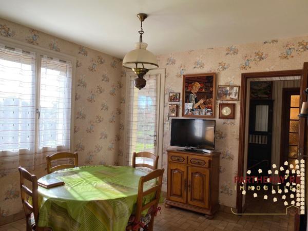 Belle Maison T5 des années 80 avec double garage