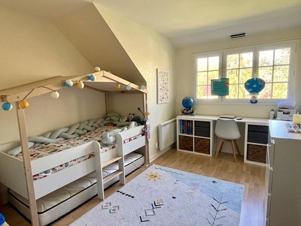 Maison Orgeval 6 pièce(s) 168 m2