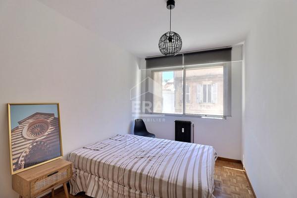 A Vendre appartement type 2 de 42m2 à Marseille 13004- Cinq avenues