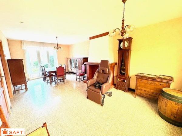 Beuvrages – Maison semi individuelle avec garage et jardin