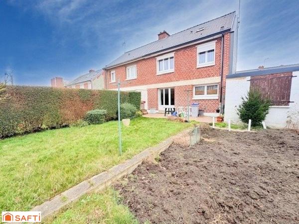 Beuvrages – Maison semi individuelle avec garage et jardin