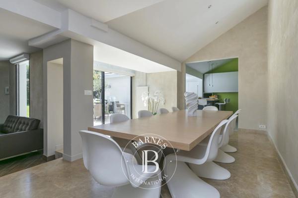 La Celle-Saint-Cloud, Maison 5 Chambres -  331 m² à vendre