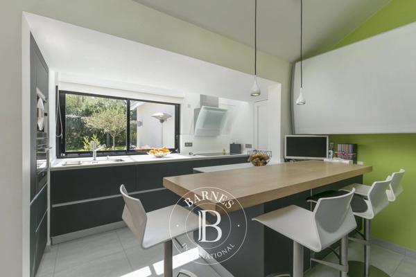 La Celle-Saint-Cloud, Maison 5 Chambres -  331 m² à vendre