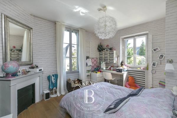 La Celle-Saint-Cloud, Maison 5 Chambres -  331 m² à vendre