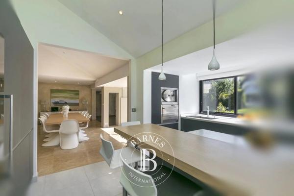 La Celle-Saint-Cloud, Maison 5 Chambres -  331 m² à vendre