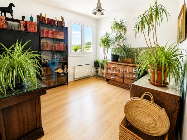 Appartement
                                                                                                                                                                                                                                                                                                                        4 pièce(s)                                                                                                                                                                                                          3 chambre(s)                                                                                                                                                                                                          80.36  m²
