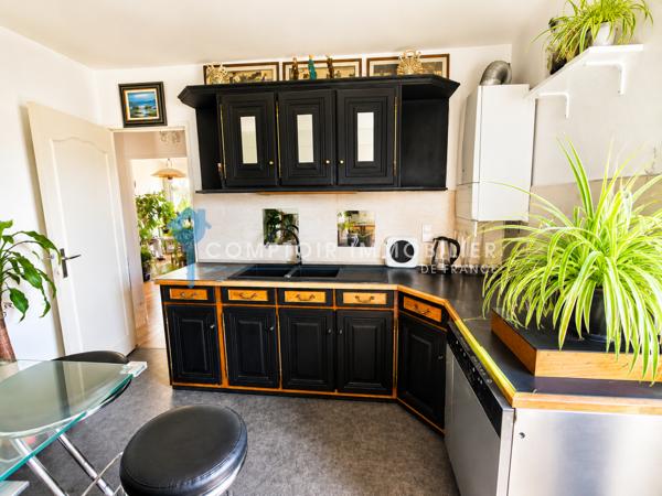 Appartement
                                                                                                                                                                                                                                                                                                                        4 pièce(s)                                                                                                                                                                                                          3 chambre(s)                                                                                                                                                                                                          80.36  m²