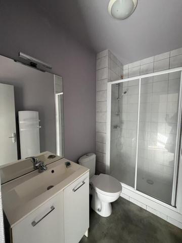 REF 10200 - 7 RUE DE LA RONZADE - F4 au 2ème étage