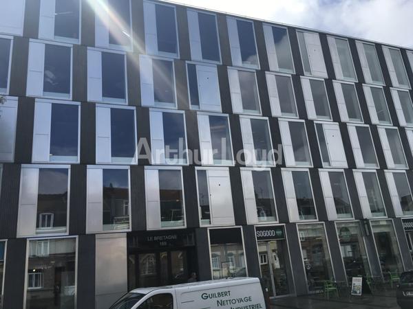 Bureaux à louer à Lille - Immeuble BBC performant et modulable - Accessibilité et confort premium
