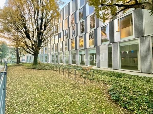 Bureaux à louer à Lille - Immeuble BBC performant et modulable - Accessibilité et confort premium