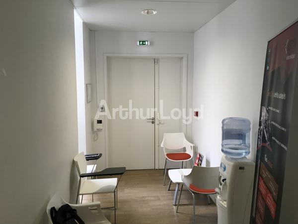 Bureaux à louer à Lille - Immeuble BBC performant et modulable - Accessibilité et confort premium