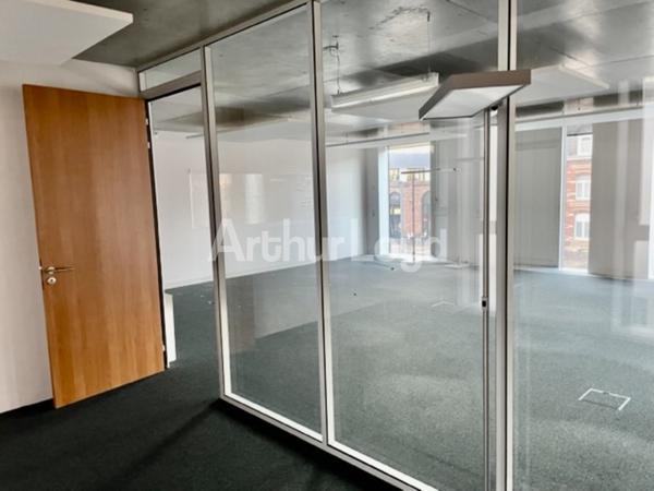 Bureaux à louer à Lille - Immeuble BBC performant et modulable - Accessibilité et confort premium