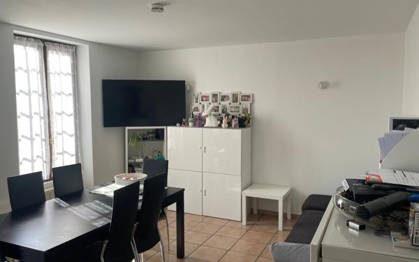 Appartement à vendre    3 pièces • 50,82 m2 La Varenne - Saint-Maur-des-Fossés