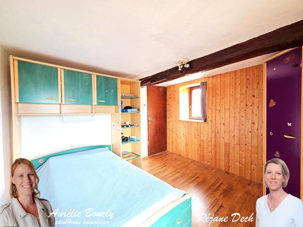 Saint-Laurent-du-Pont (38380) APPARTEMENT T4 EN DUPLEX DANS BATISSE DE CARACTERE CENTRE BOURG