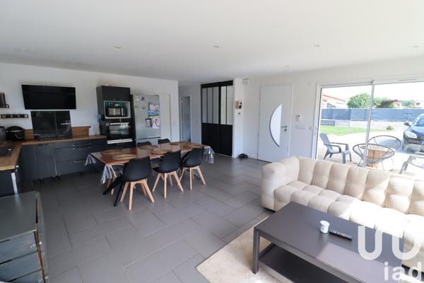 Maison à vendre 5 pièces 113 m² Les Martres-d'Artière