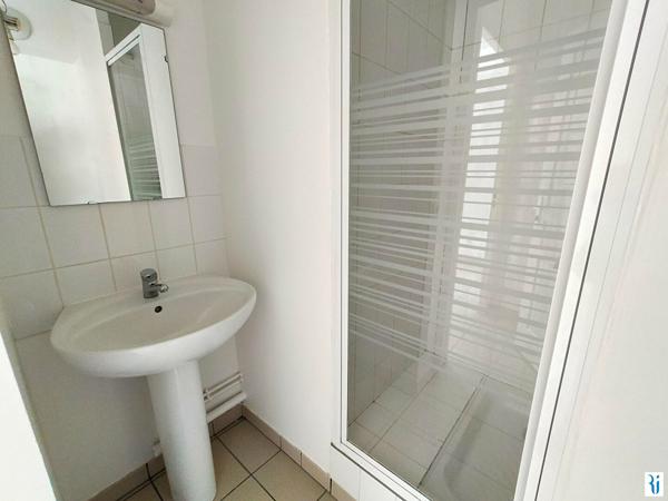 BOIS GUILLAUME // LOGEMENT CONVENTIONNE - F1 de 27,20 m² avec 1 place de parking