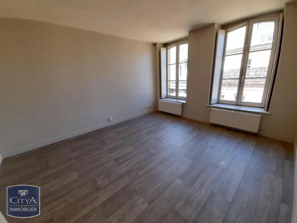 Appartement à louer 1 pièce 34.85m² Charleville-Mézières (08000)