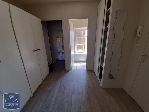 Appartement à louer 1 pièce 34.85m² Charleville-Mézières (08000)