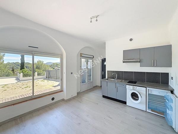 Charmant studio à Vendre à La Seyne sur Mer Quartier La Donicarde