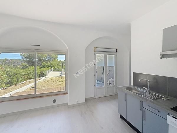 Charmant studio à Vendre à La Seyne sur Mer Quartier La Donicarde