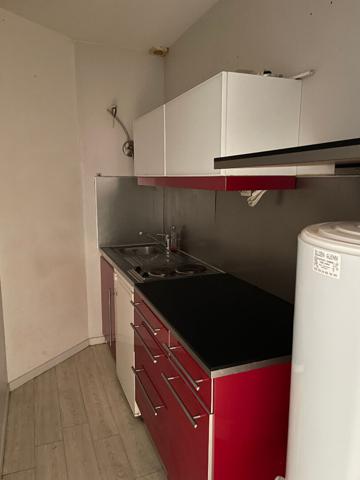 HYPERCENTRE - F1 A CAEN