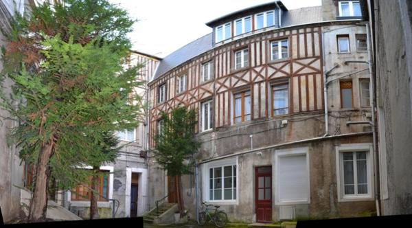 HYPERCENTRE - F1 A CAEN