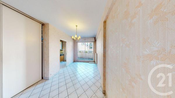 Appartement T2 à vendre  2 pièces - 44,23 m2 RODEZ - 12