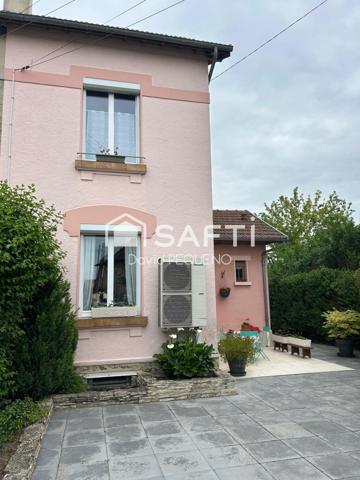 Jolie maison de ville avec jardin