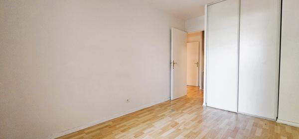 Appartement
         3 pièces
        - 65 m² Exclusivité 306 000 € *